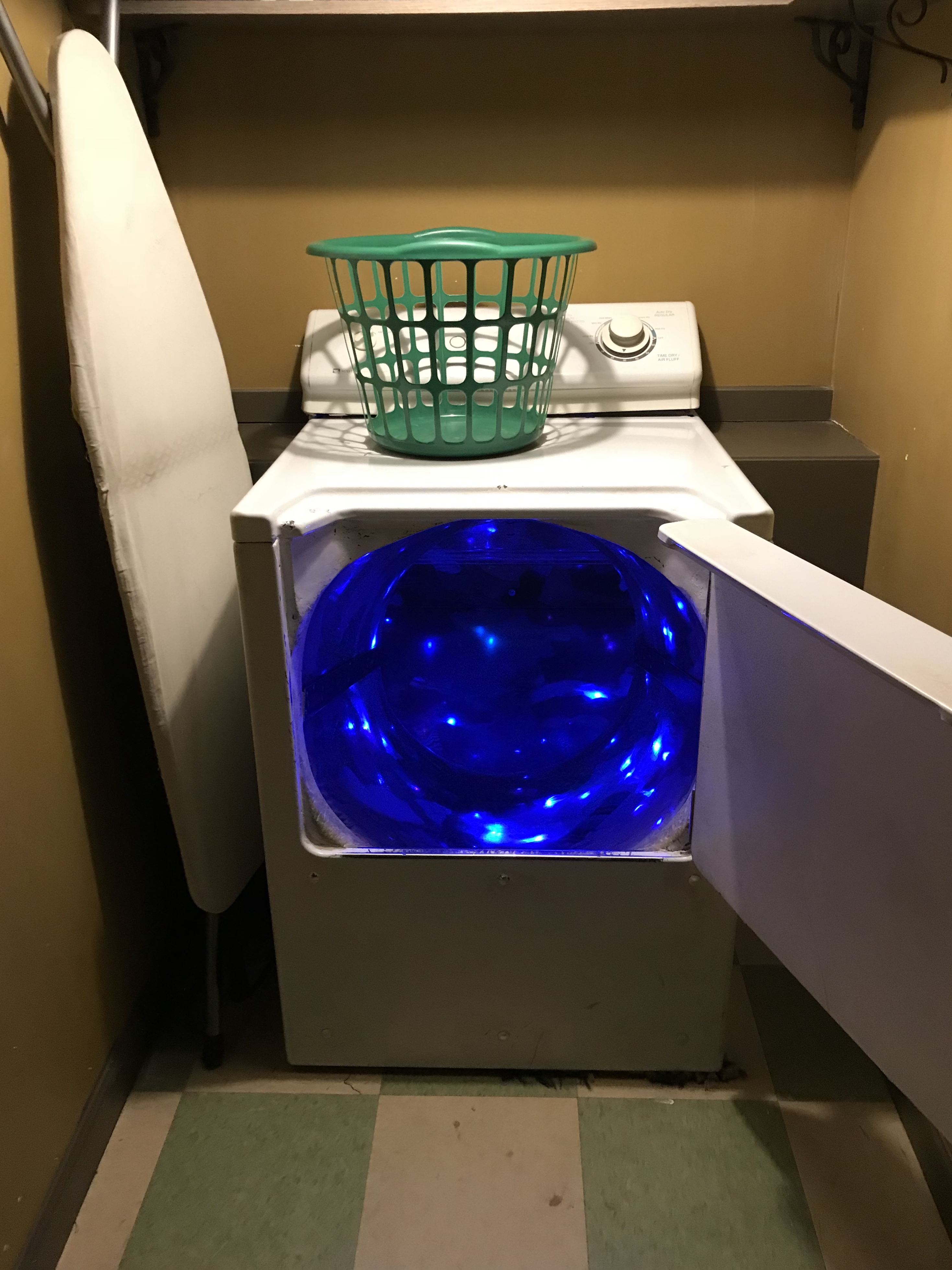 Picture of Washing Machine at Meow Wolf Sante Fe